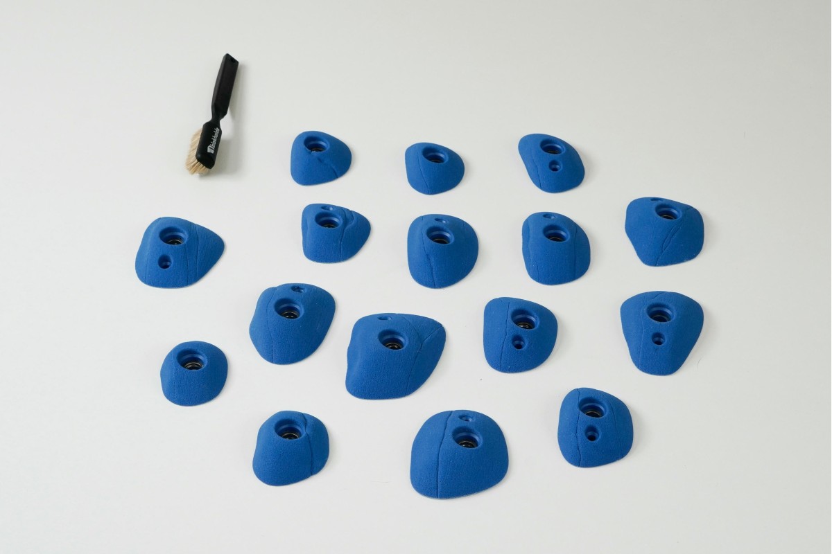 Coasts - Slopy Footholds