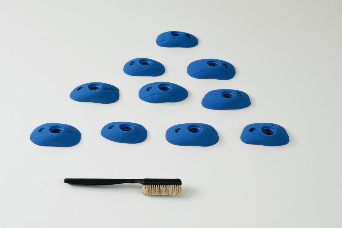 Coasts - Incut Footholds