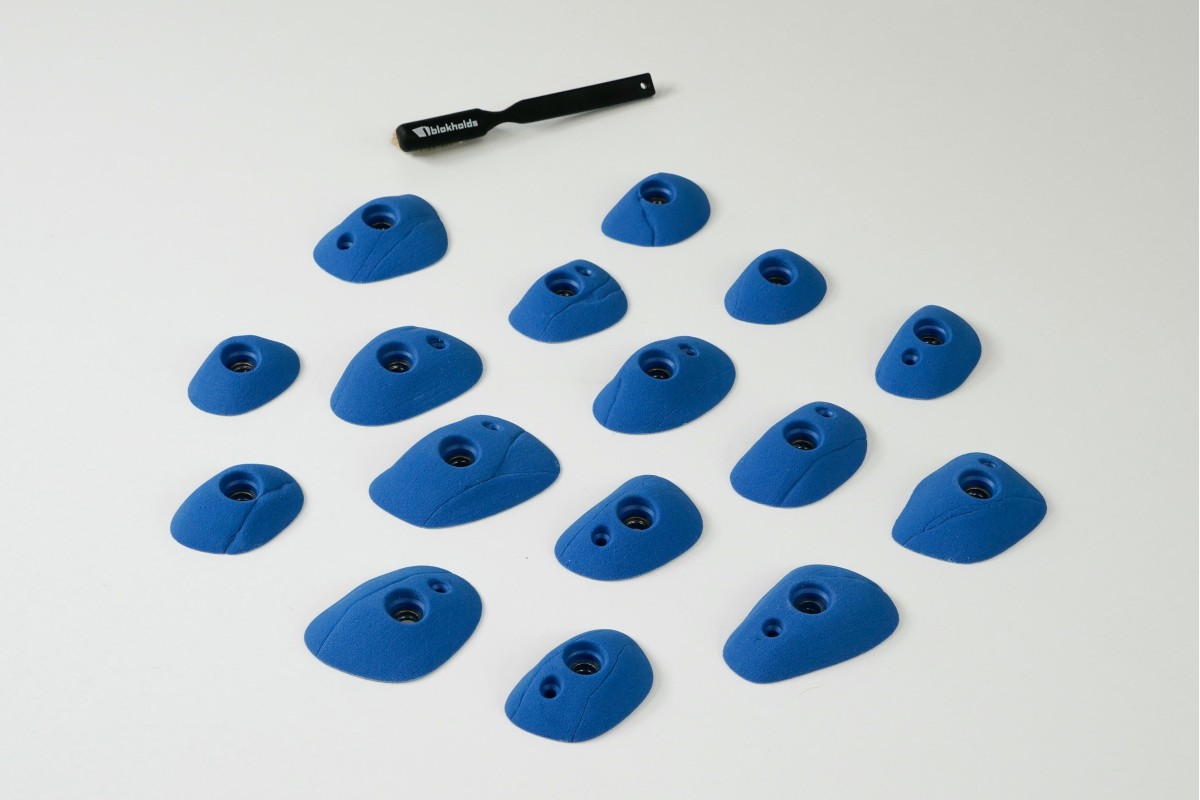 Coasts - Slopy Footholds