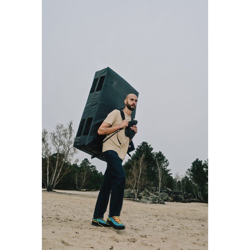 Grand Guts - Dark night